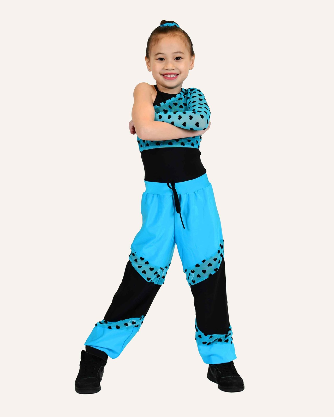A dancer in a Stouffville Academy Hip Hop class